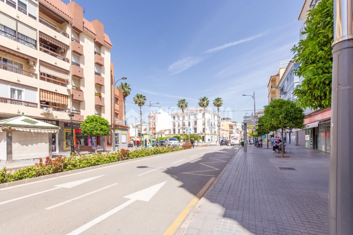 Exterior view of House or chalet for sale in Vélez-Málaga  with Terrace and Balcony
