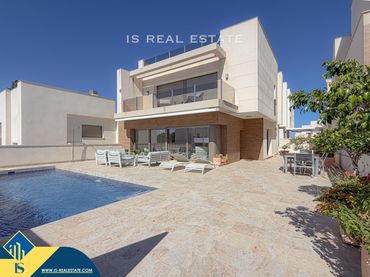 Villa avec jardin à vendre à Orihuela Costa