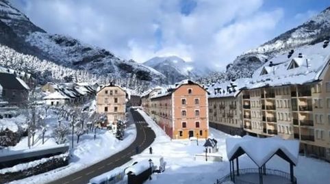 Foto 3 de Apartamento en venta en Plaza de Europa, 4, Canfranc, Huesca