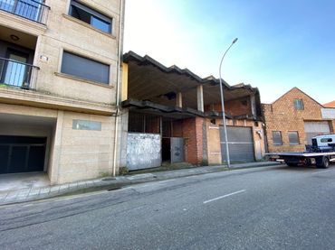 Residencial en venta en Calle LEANDRO DIZ
