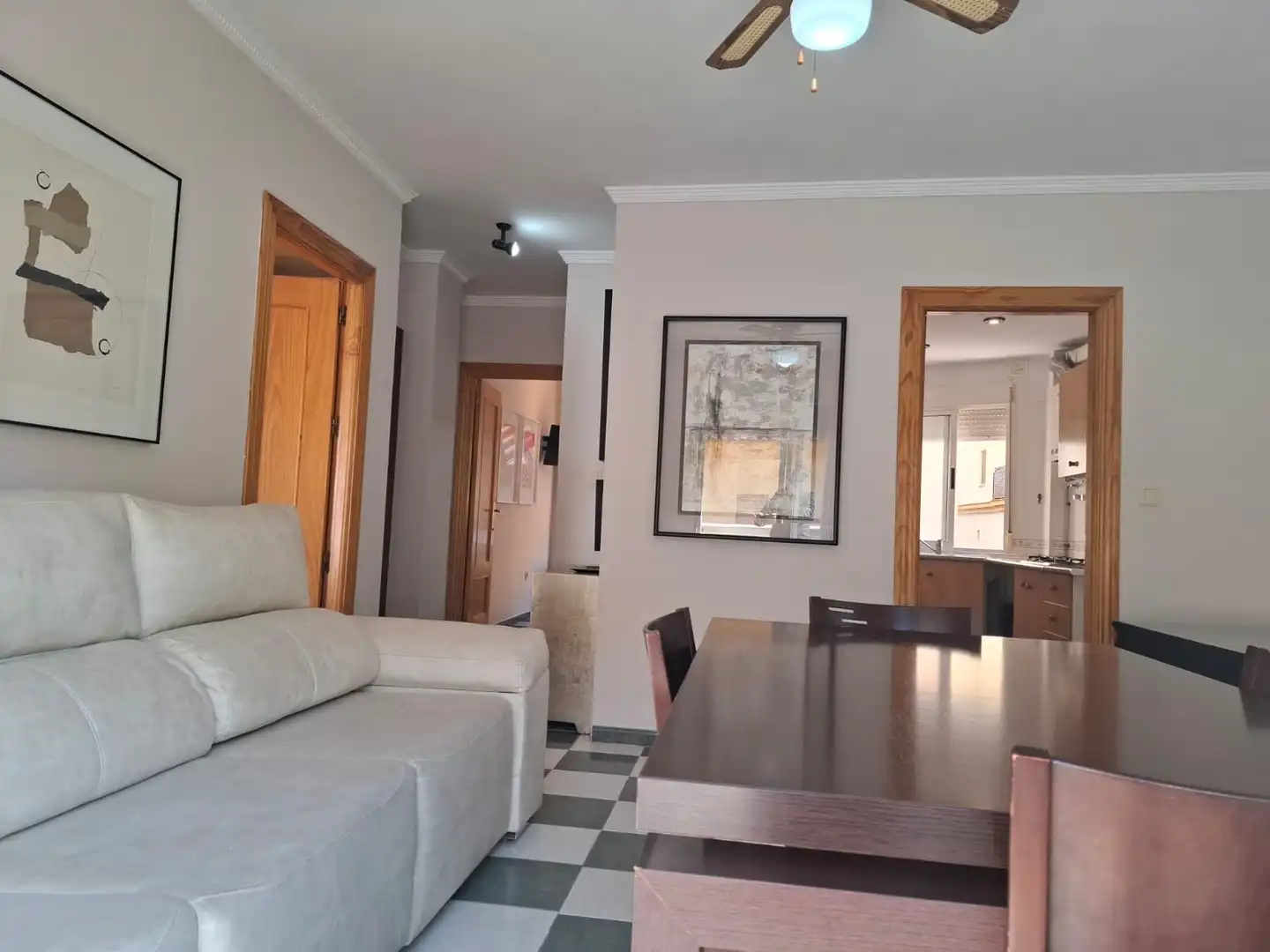 Sala de estar de Piso en venta en Torrenueva Costa con Amueblado y Balcón