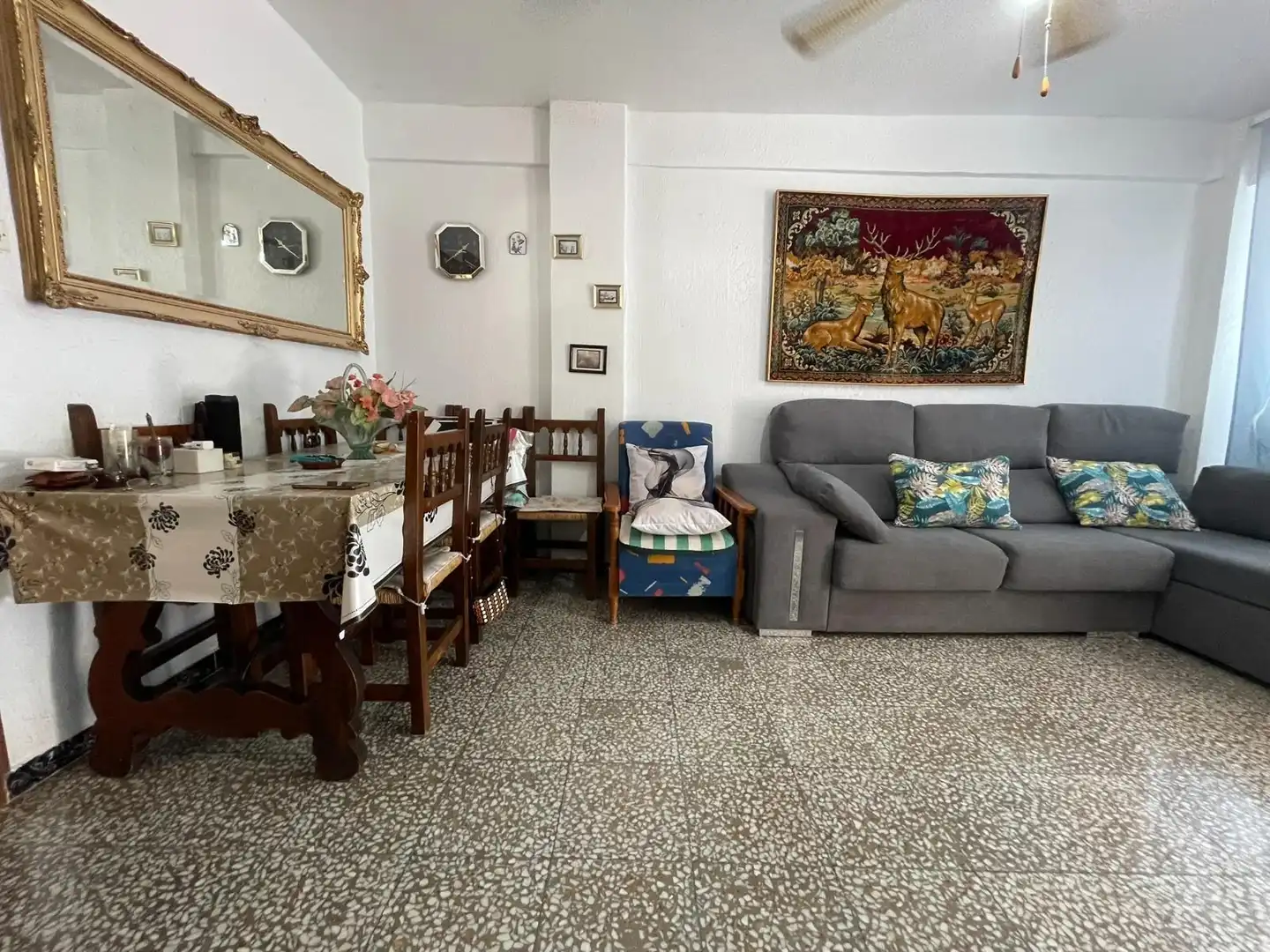 Living room of Flat for sale in Águilas  with Terrace, Furnished and Balcony