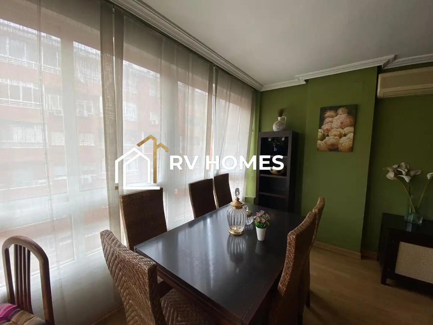 Comedor de Piso de alquiler en Cáceres con Aire acondicionado, Calefacción y Amueblado