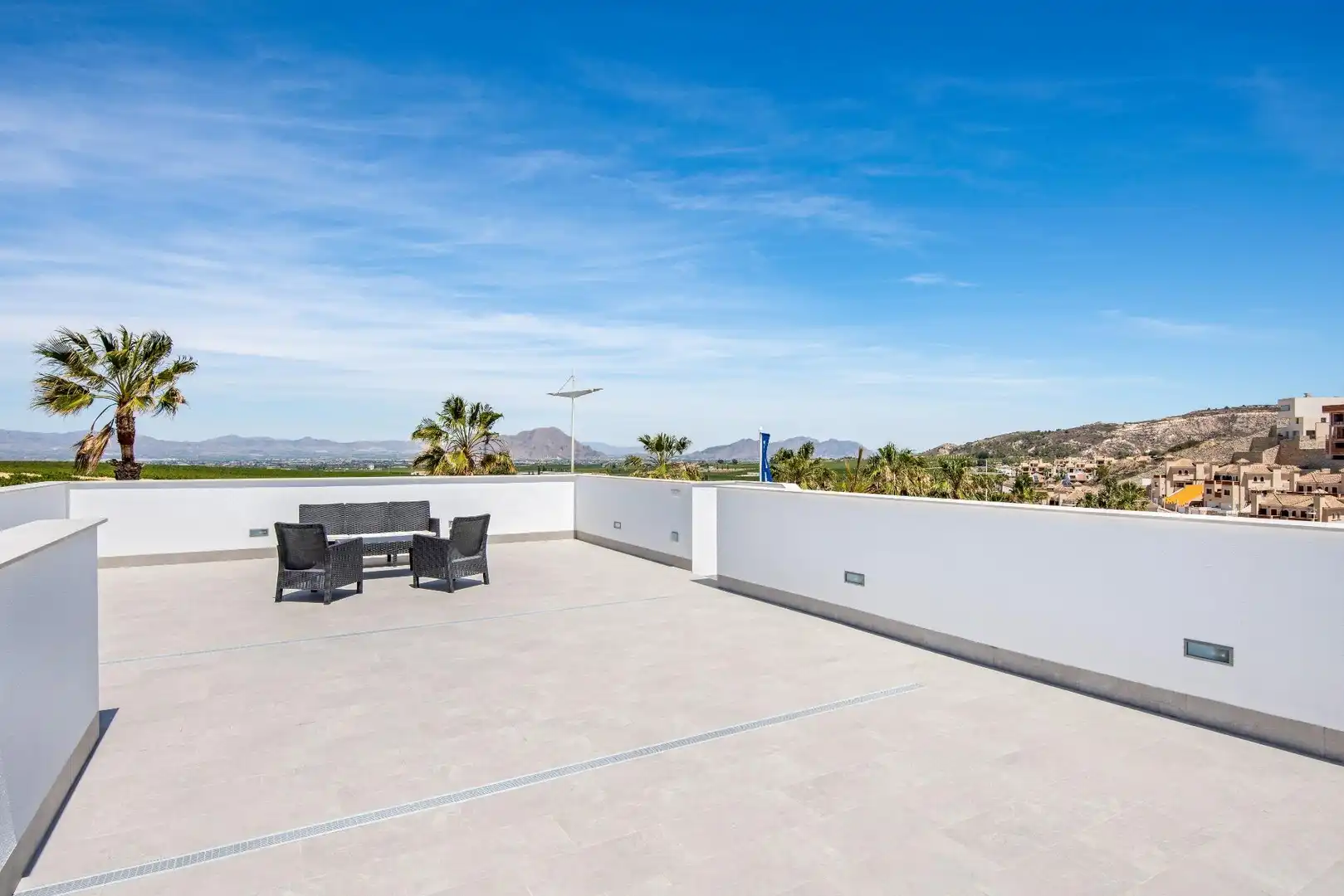 Chalet con piscina en venta en Urbanización La Finca Golf, imagen 4