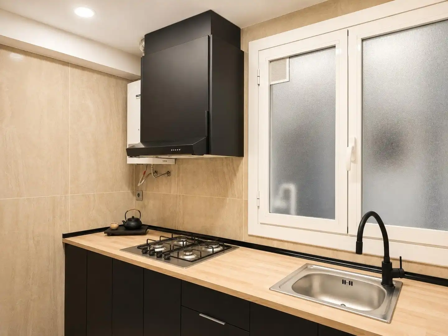 Küche von Wohnung zum Verkauf in Tarragona mit Balkon
