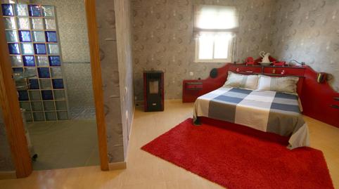 Foto 3 de Casa adosada en venta en Calle Norte, Lobón, Badajoz