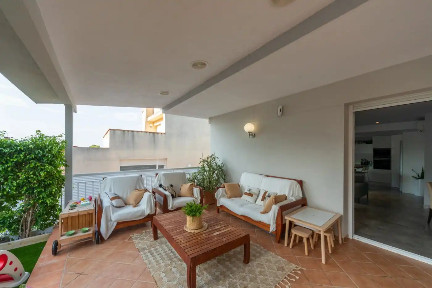 Terraza de Casa o chalet en venta en Montornés - Las Palmas - El Refugio