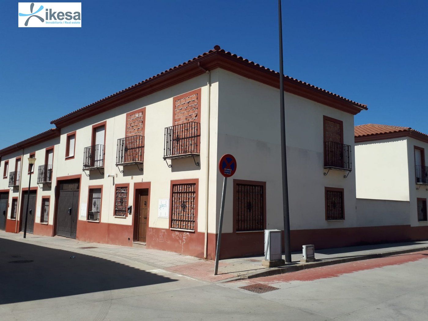 Single-family semi-detached for sale in Calle ROCHAFRIA, Pedro Abad