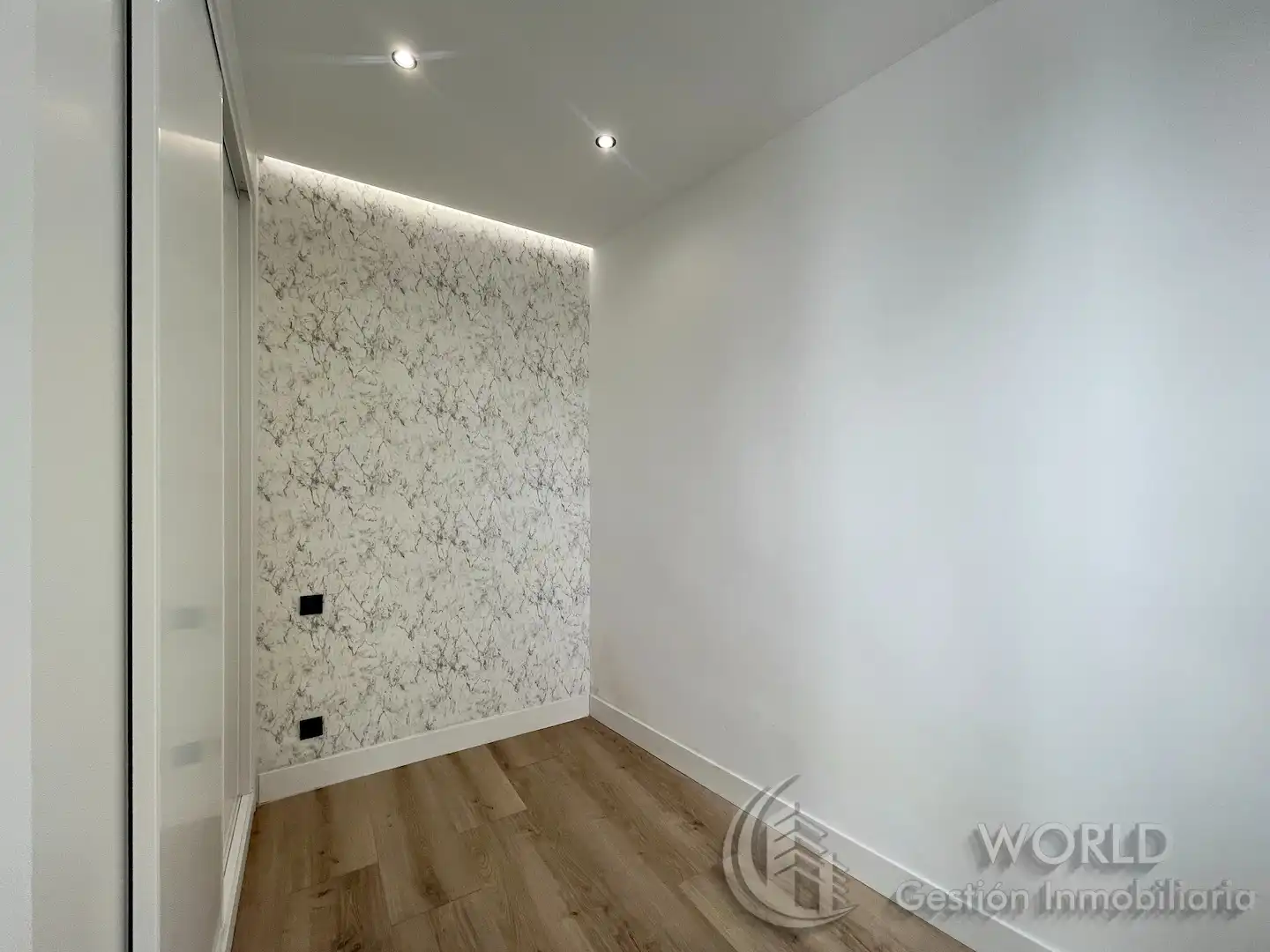 Wohnung zum Verkauf in Madrid mit Klimaanlage, Heizung und Möbliert