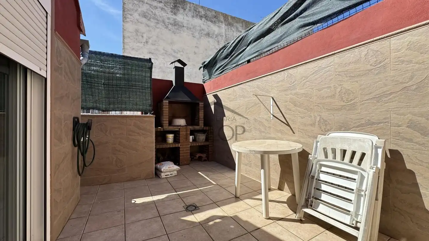 Terrassa de Casa o xalet en venda en Carcaixent amb Aire condicionat, Terrassa i Traster