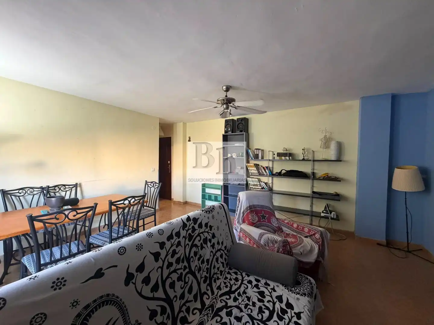 Sala d'estar de Pis en venda en Málaga amb Aire condicionat i Terrassa