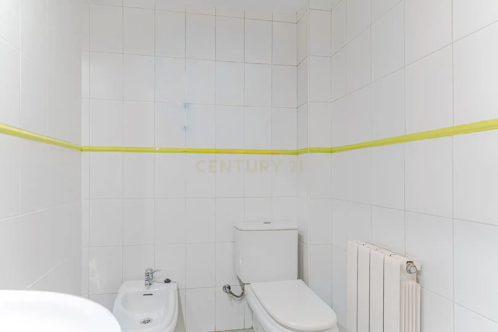 Bathroom of Houses for sale in Armilla  with Storage room and Community pool