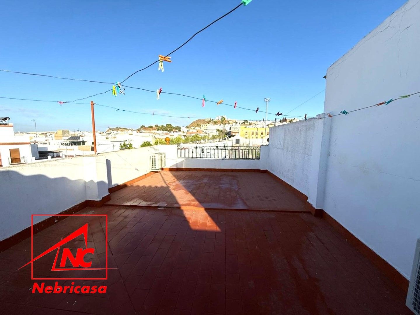 Vista exterior de Pis en venda en Lebrija amb Aire condicionat