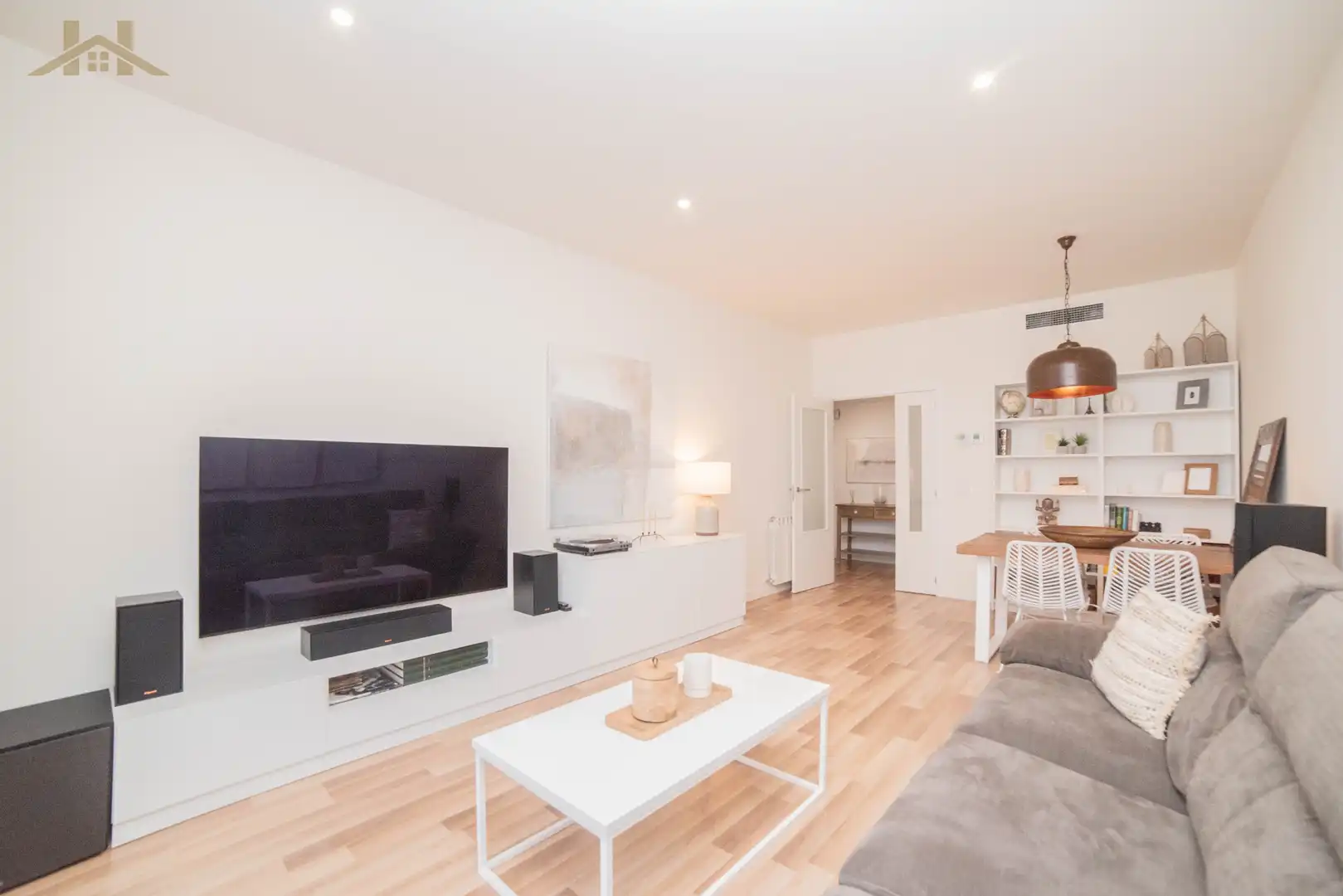 Sala d'estar de Pis en venda en Arroyomolinos (Madrid) amb Aire condicionat, Calefacció i Jardí privat