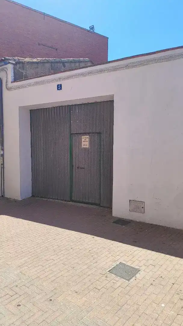 Aparcament de Planta baixa en venda en Alaejos amb Balcó