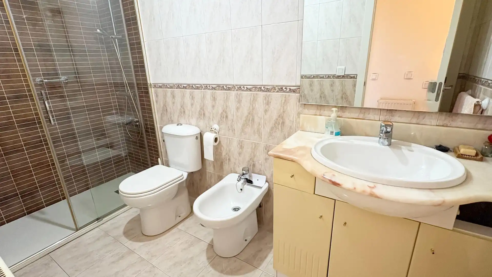 Baño de Piso en venta en Salamanca con Aire acondicionado, Calefacción y Amueblado