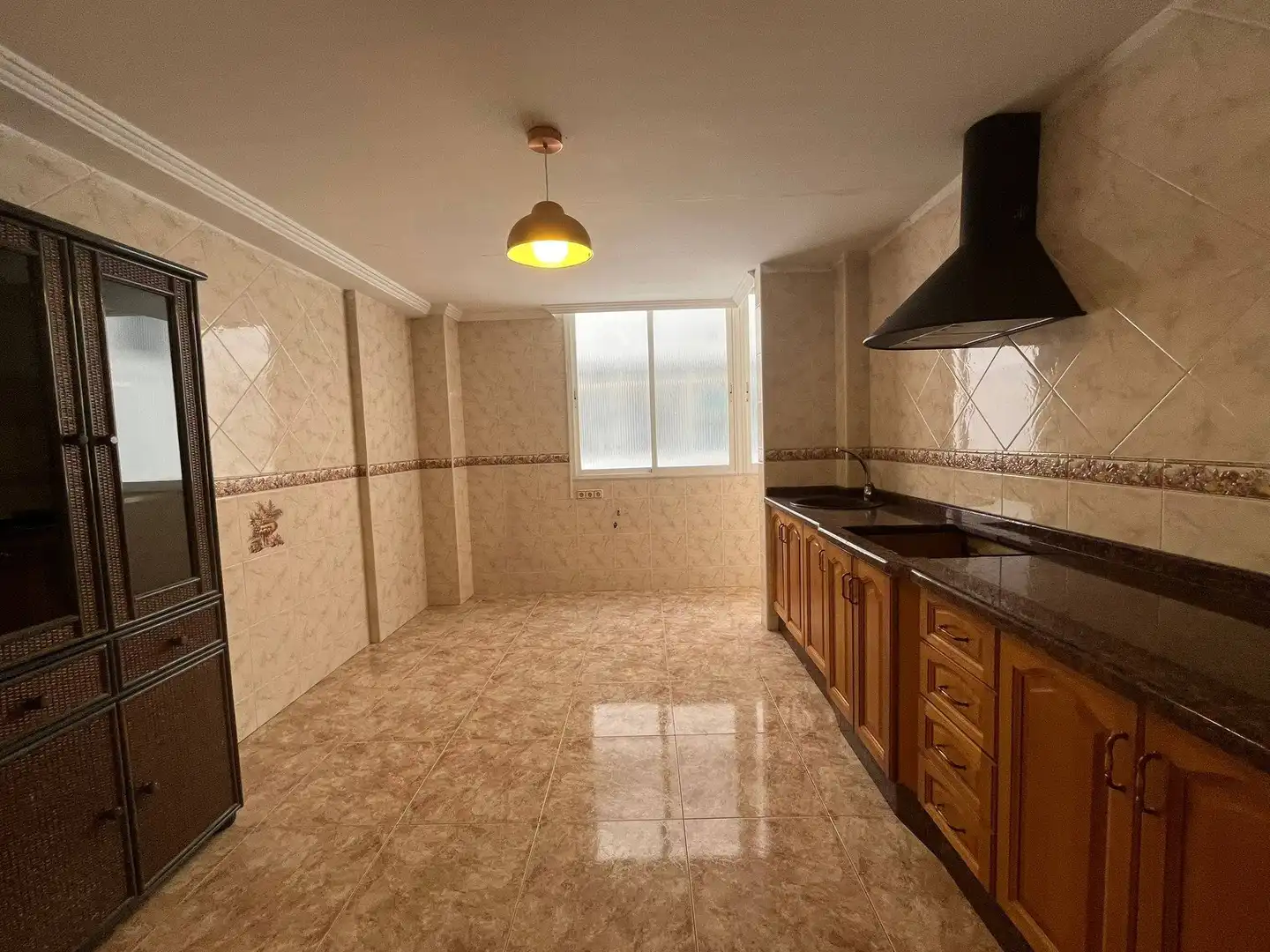 Cocina de Piso en venta en Elche / Elx con Aire acondicionado, Calefacción y Balcón