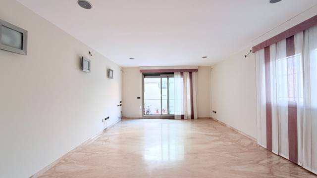 Casa-chalet en Alquiler en Centre