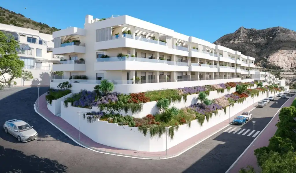 Vista exterior de Apartament en venda en Benalmádena amb Terrassa i Piscina comunitària