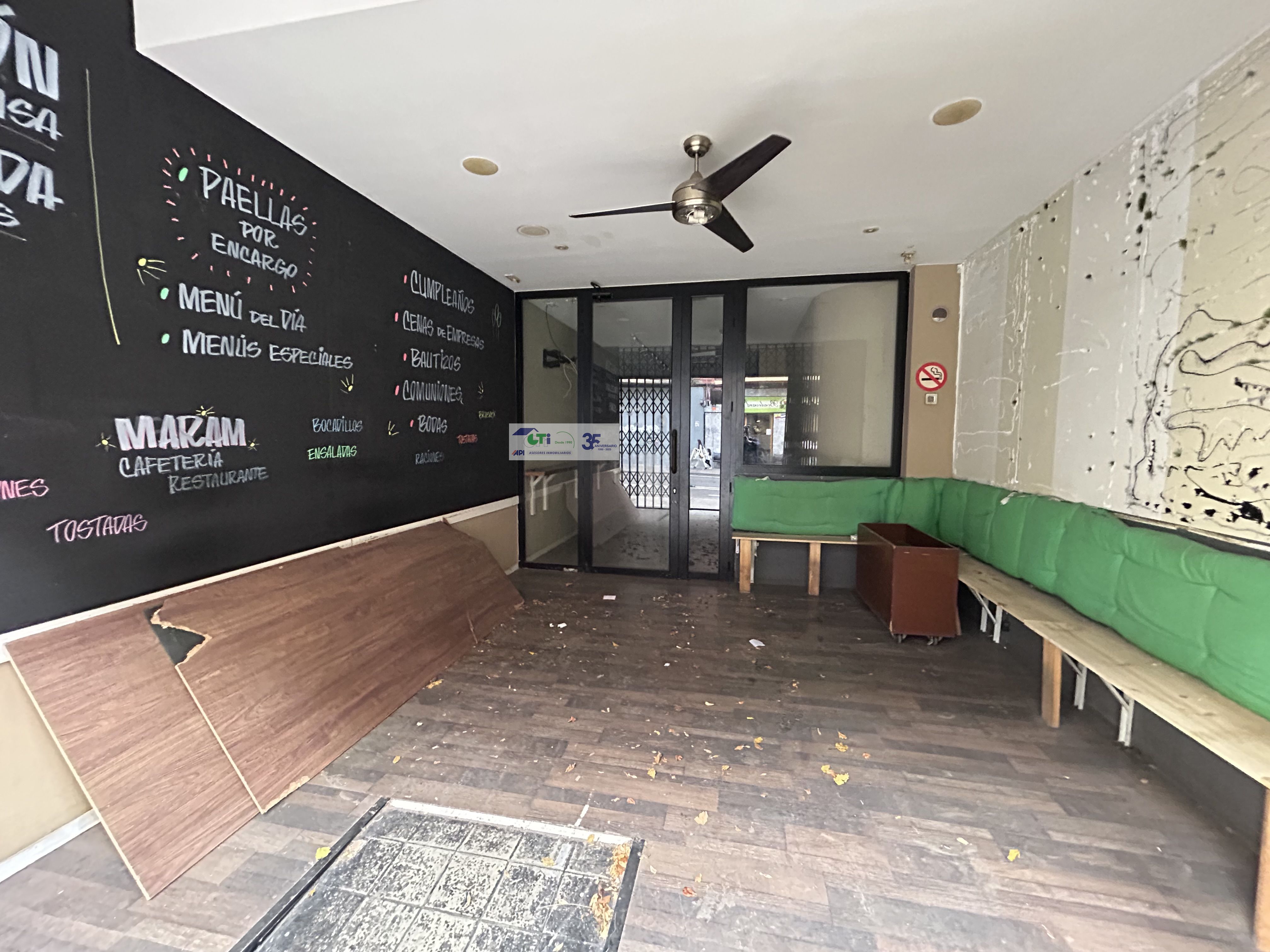 Premises for sale in  Zaragoza Capital