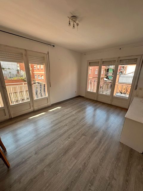 Bedroom of Flat for sale in  Barcelona Capital  with Heating and Balcony