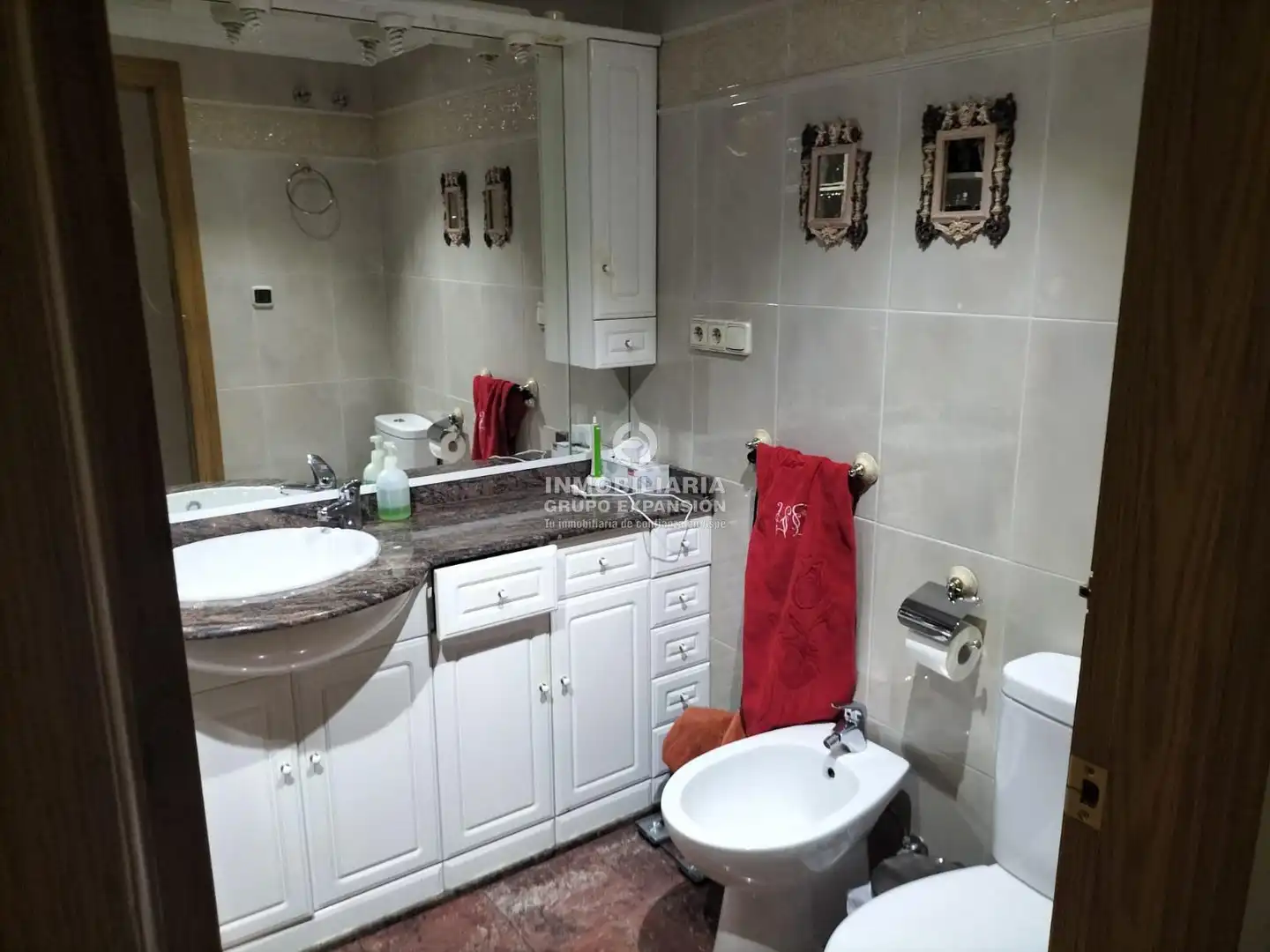 Bathroom of Duplexes for sale in Villena  with Air Conditioner, Terrace and Storage room