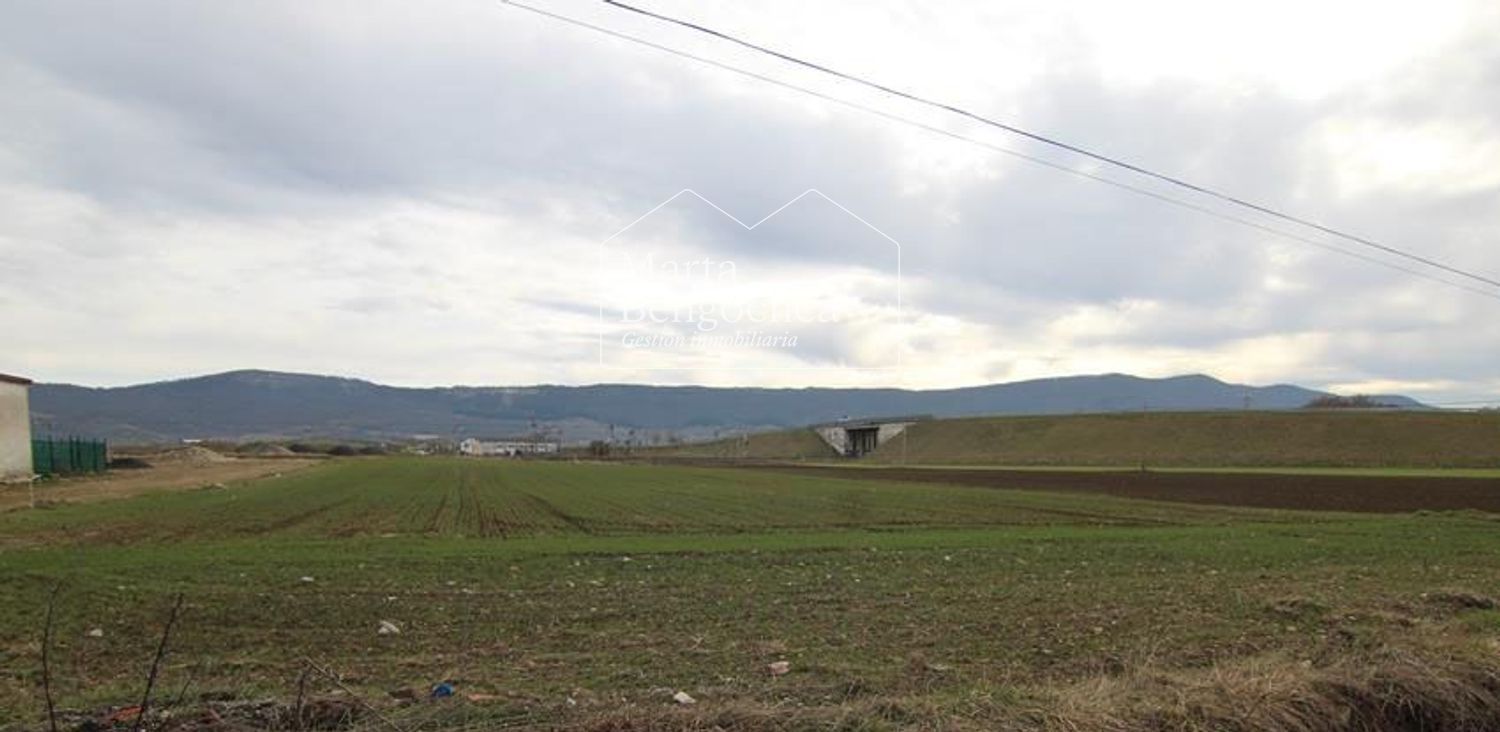 Grundstücke zum Verkauf in Salvatierra / Agurain