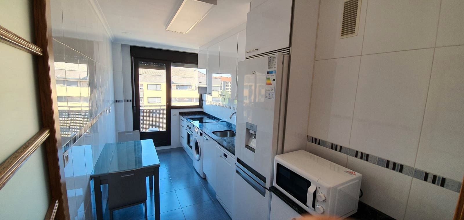 Cocina de Ático de alquiler en  Logroño con Aire acondicionado, Calefacción y Parquet