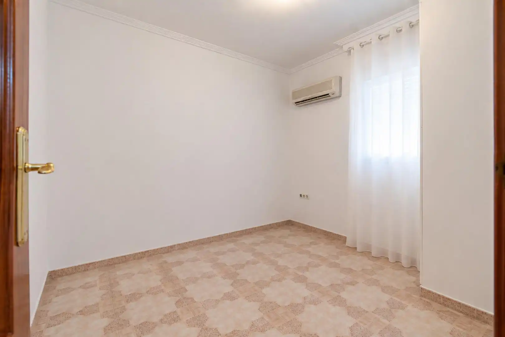 Habitación de Casa o chalet en venta en Isla Mayor con Aire acondicionado, Calefacción y Terraza