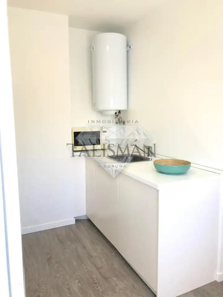 Cocina de Piso de alquiler en Nigrán con Terraza y Amueblado