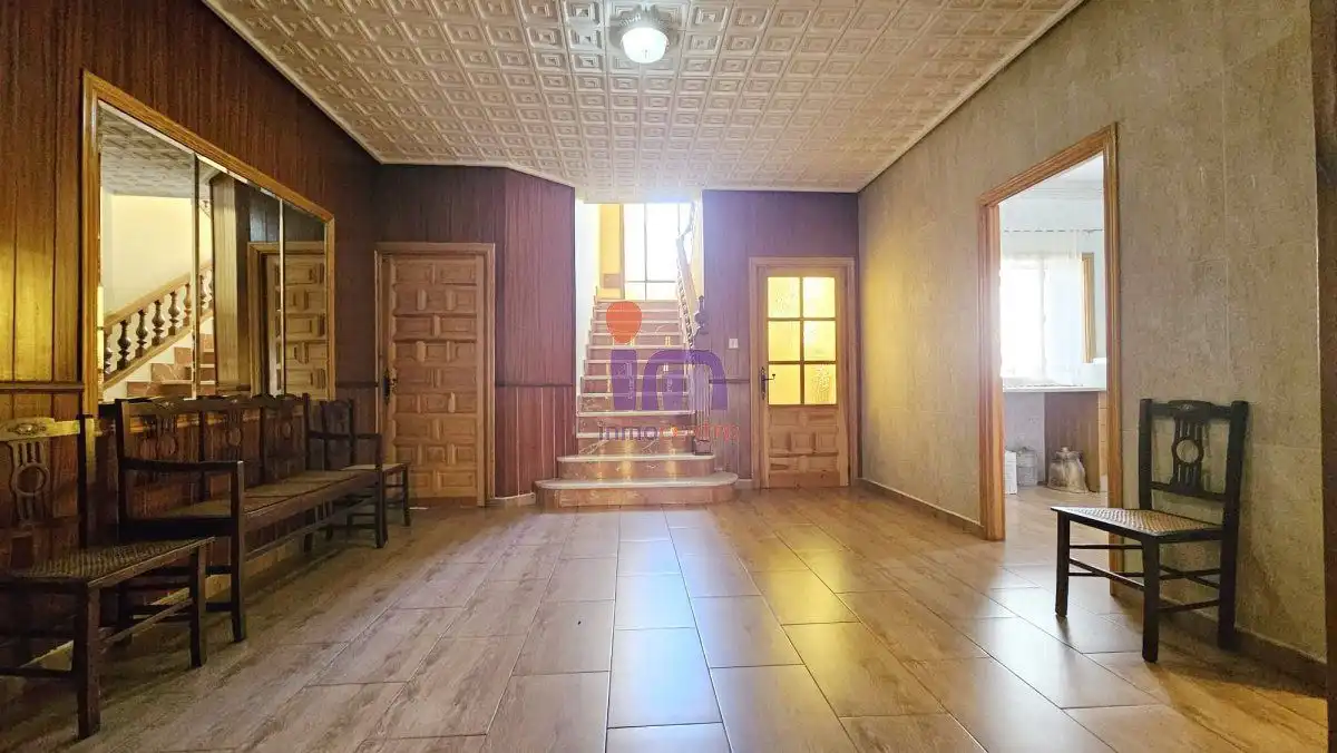 Casa con terraza en venta en Valdepeñas