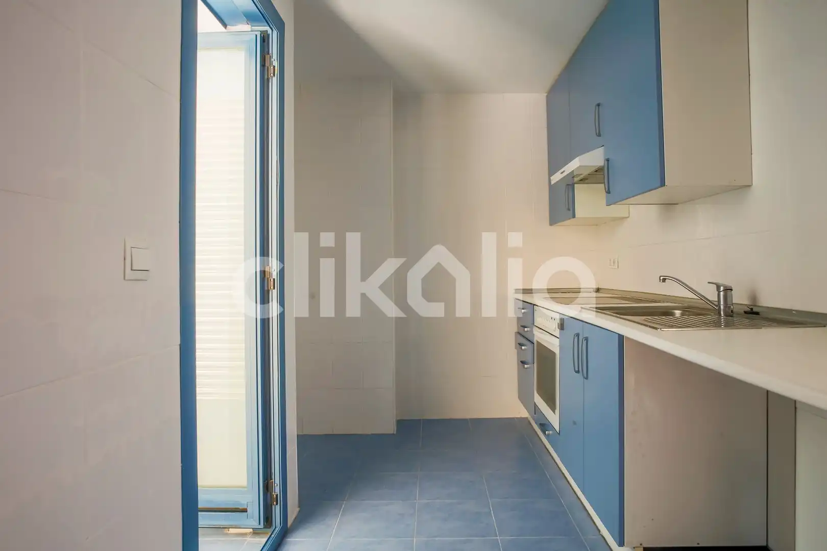 Cocina de Piso en venta en Madrid con Calefacción, Trastero y Piscina