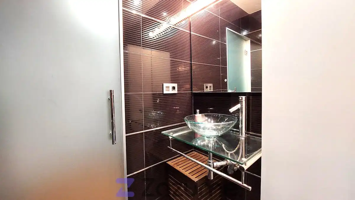 Baño de Loft de alquiler en Madrid con Calefacción, Amueblado y Horno