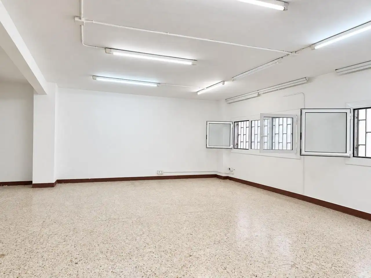 Büro zur Miete in Centre