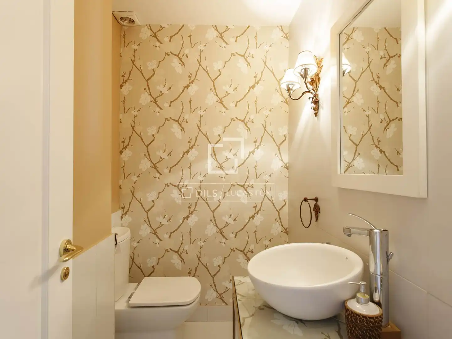 Badezimmer von Dachboden zur Miete in Madrid mit Klimaanlage, Heizung und Parkett