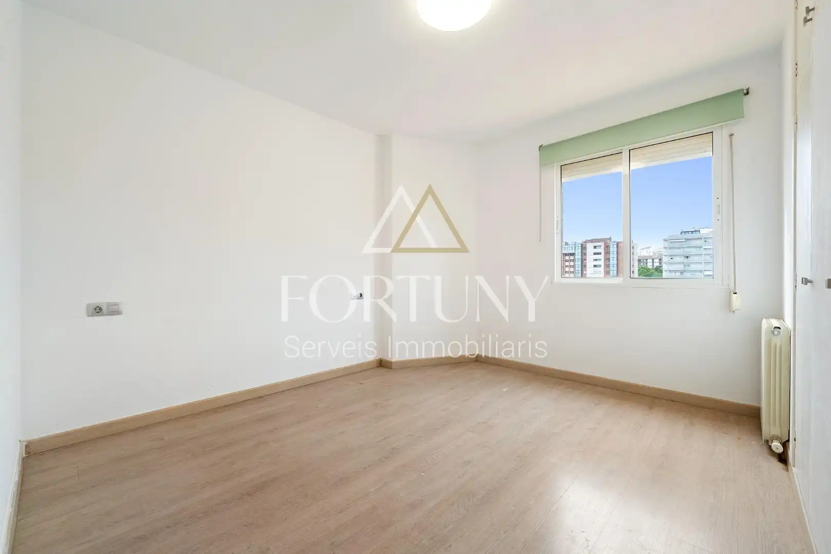Habitación de Piso en venta en Reus con Balcón