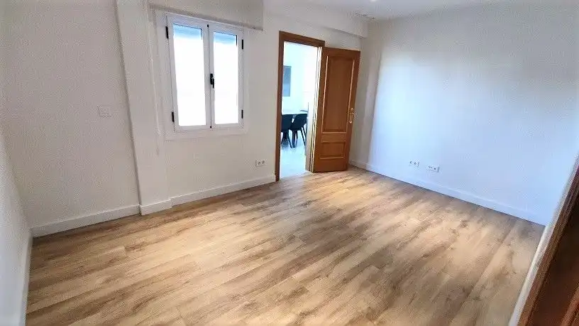 Piso de alquiler en Elche / Elx con Aire acondicionado, Calefacción y Parquet