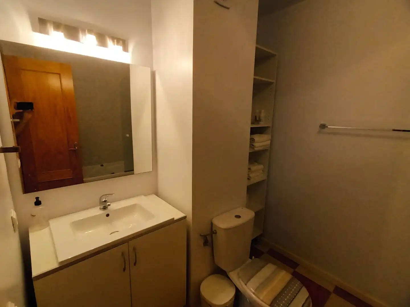 Piso en venta en Calle Ángel Ganivet, 14, Ciudad Jardín - Zoco