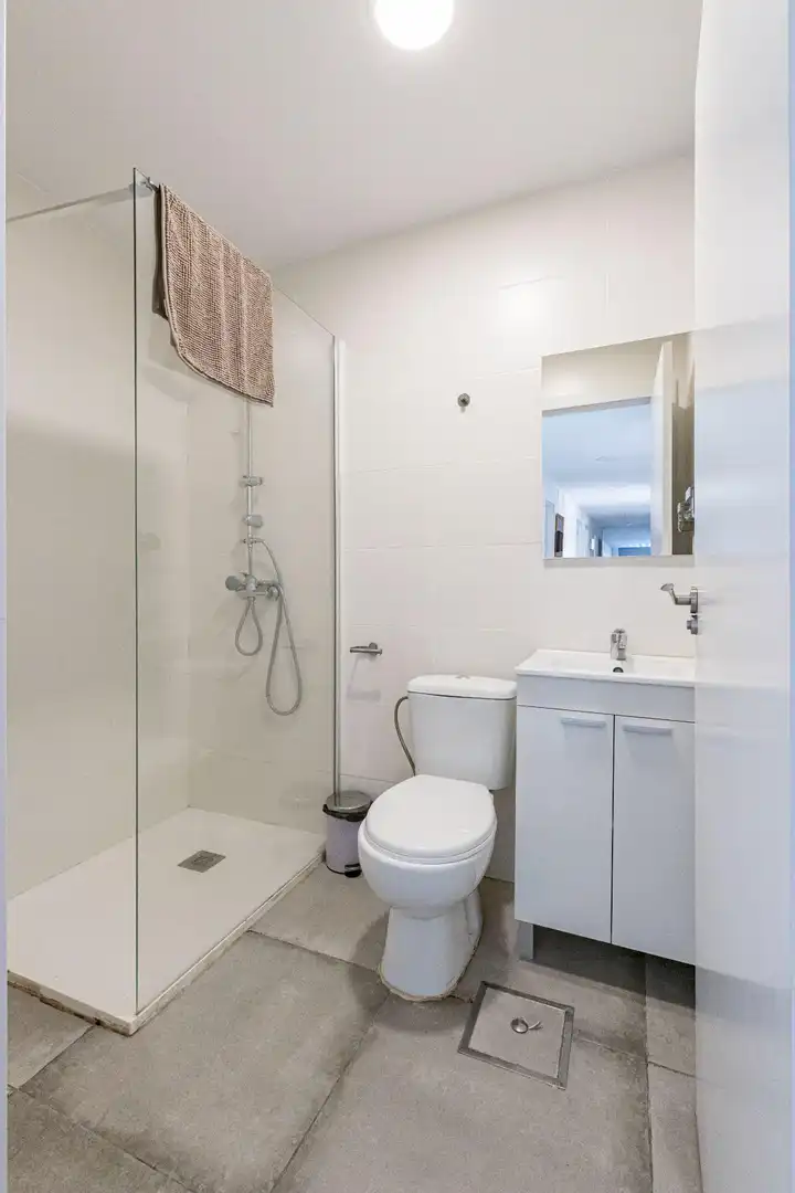 Badezimmer von Wohnung zur untervermieten in Murcia mit Klimaanlage, Heizung und Möbliert