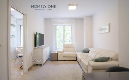 Living room of Flat for sale in  Madrid Capital  with Air Conditioner, Heating and Terrace