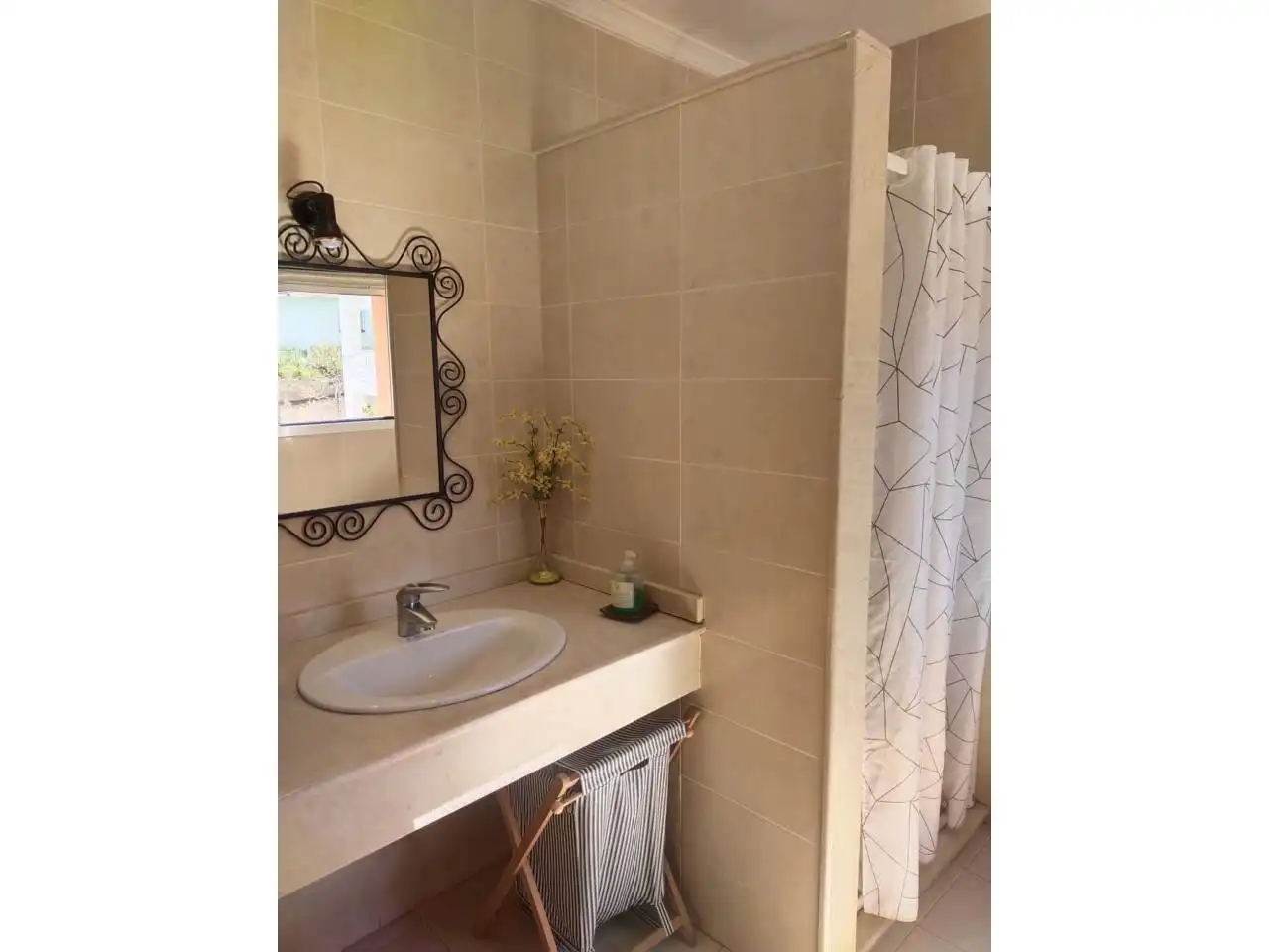 Baño de Finca rústica en venta en Ruidera con Calefacción, Amueblado y Alarma