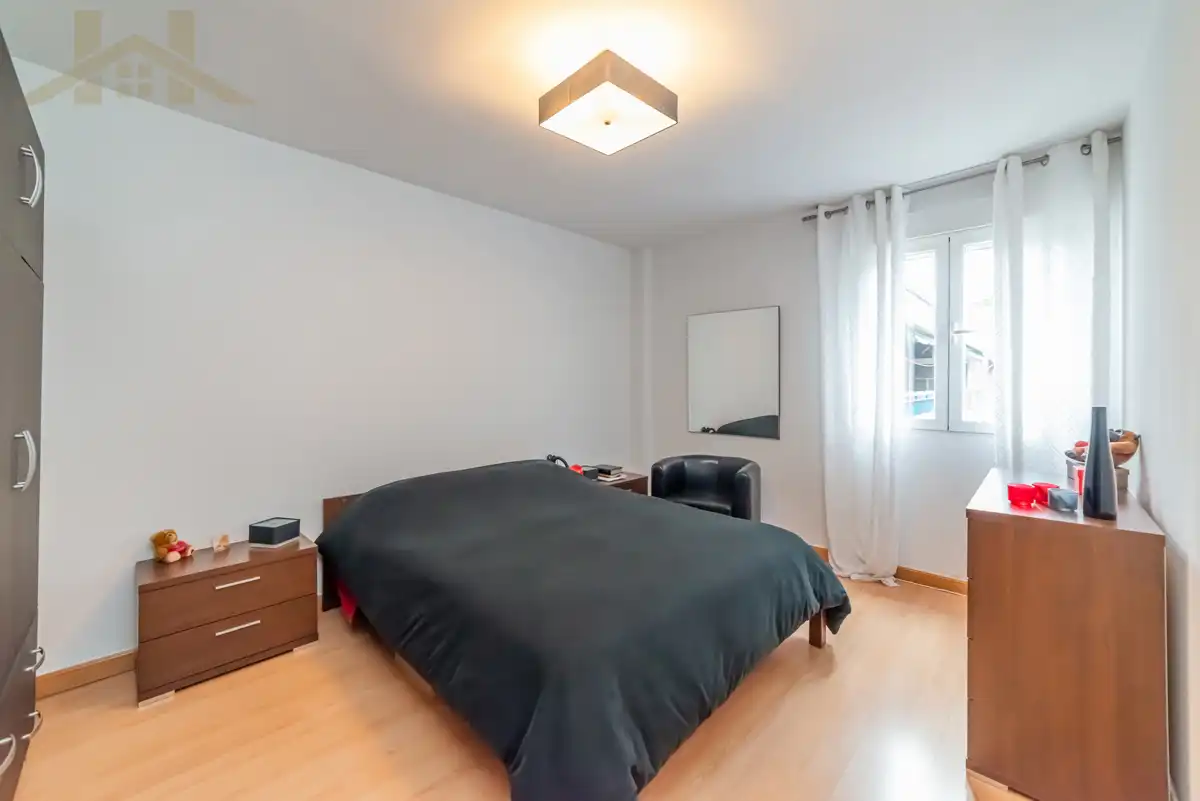 Schlafzimmer von Wohnung zum Verkauf in Pinto mit Klimaanlage, Heizung und Terrasse