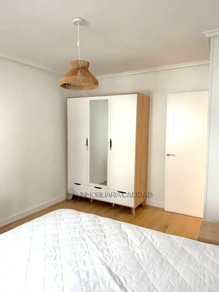 Habitación de Piso de alquiler en Burgos con Calefacción