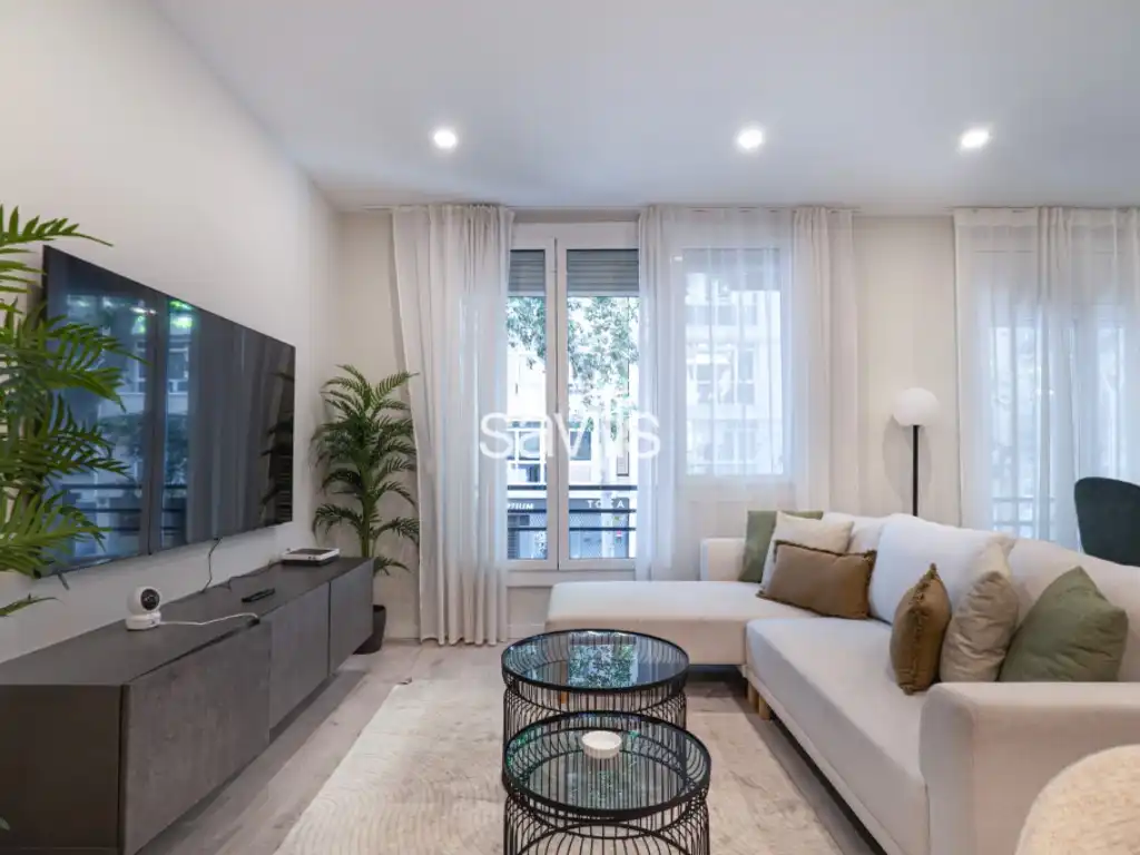 Apartament amb ascensor en venda a Eixample, imagen 2