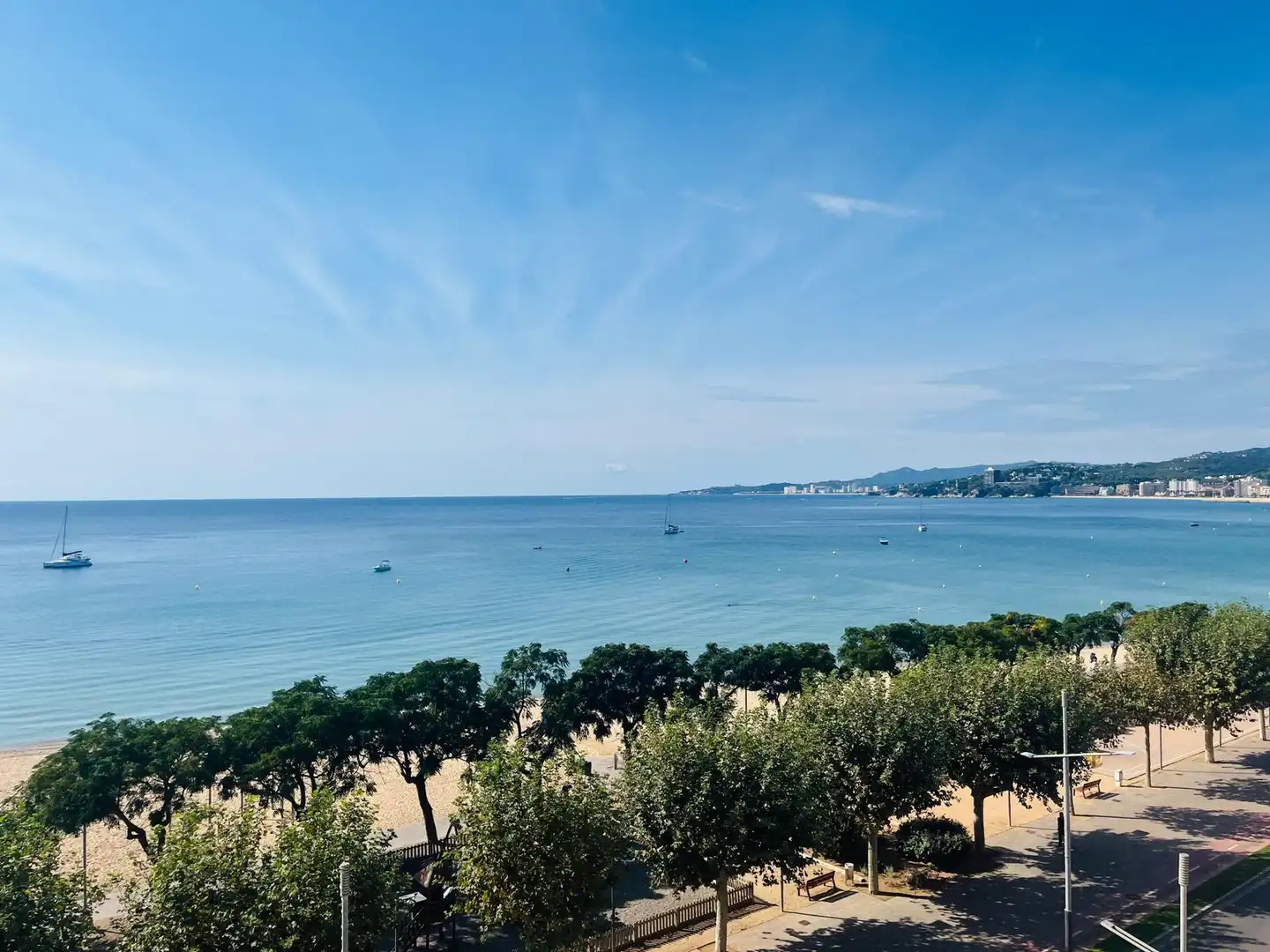 Habitación de Apartamento en venta en Palamós con Aire acondicionado, Calefacción y Terraza