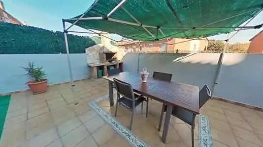 Terraza de Casa o chalet en venta en Santa Perpètua de Mogoda con Aire acondicionado, Calefacción y Jardín privado
