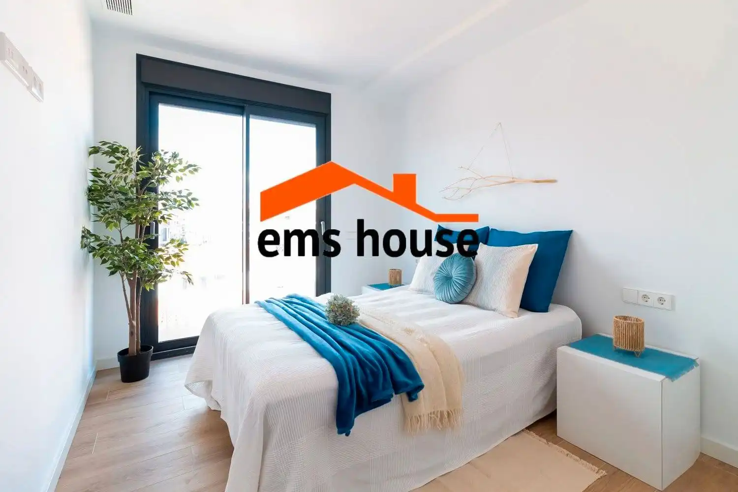 Ático de obra nueva con terraza en venta en Passeig de Josep Mundet 9, imagen 22