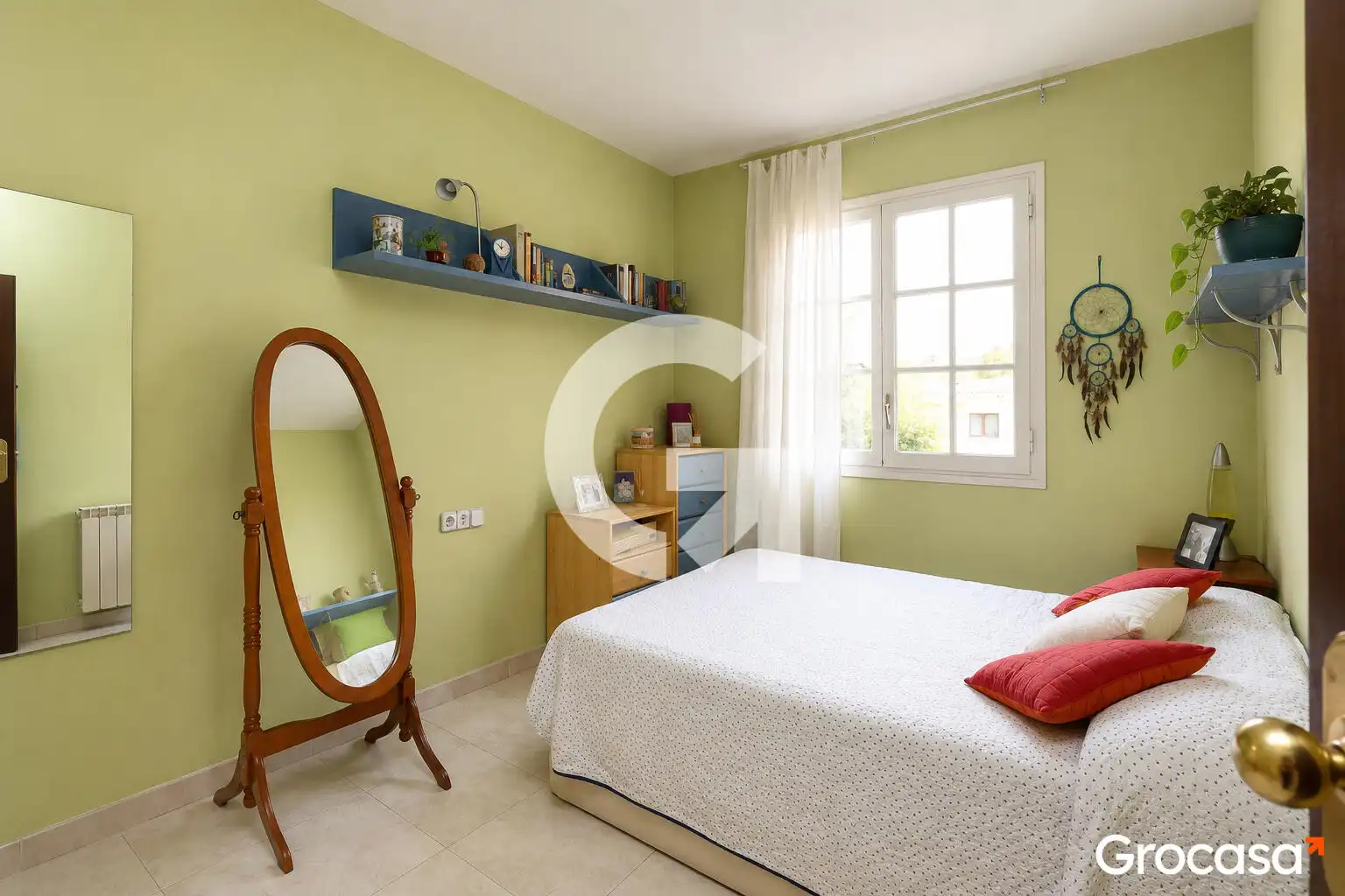 Habitación de Casa adosada en venta en Barcelona con Aire acondicionado, Calefacción y Terraza