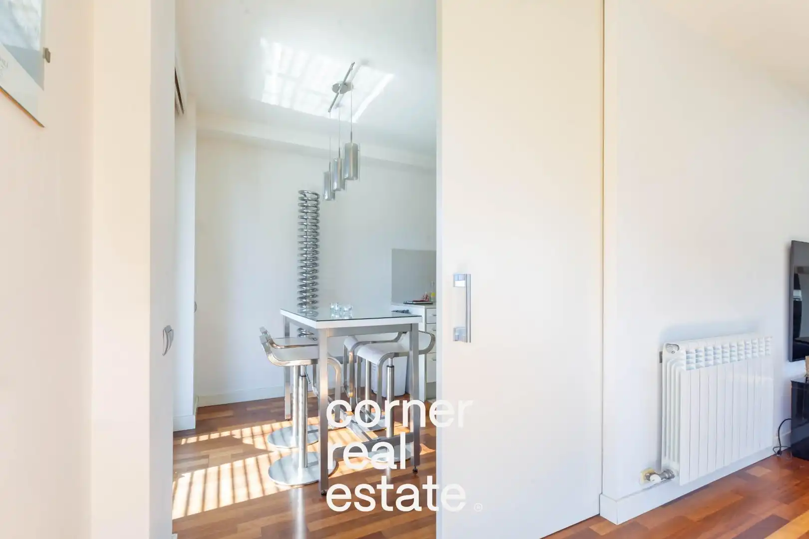 Exterior view of Flat for sale in Sant Cugat del Vallès  with Air Conditioner, Heating and Parquet flooring