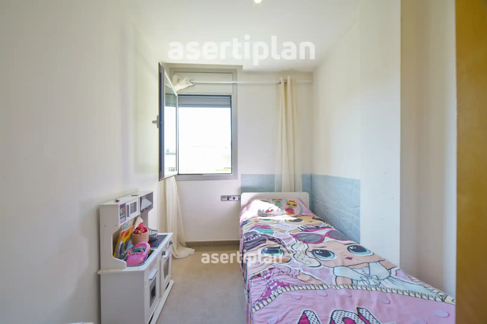 Wohnung zur Miete in Camí Ral de la Mercè, Centre